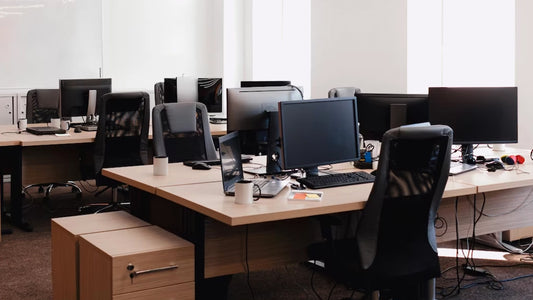 Second-Hand Finds for Different Needs: A Guide to Choosing Office Desks and Chairs Based on Work Style