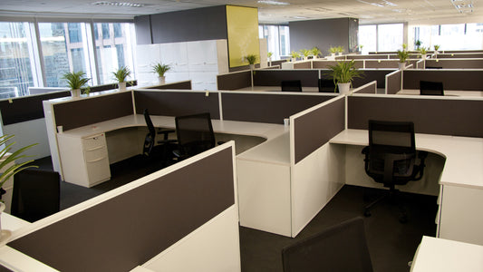 4-Person Second-Hand Office Cubicle